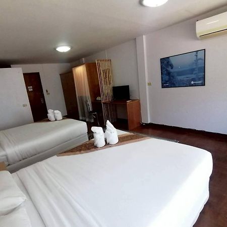 Beachfront Hotel Cha Am Cha-Am Eksteriør bilde